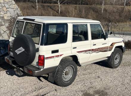 Toyota - Land Cruiser
