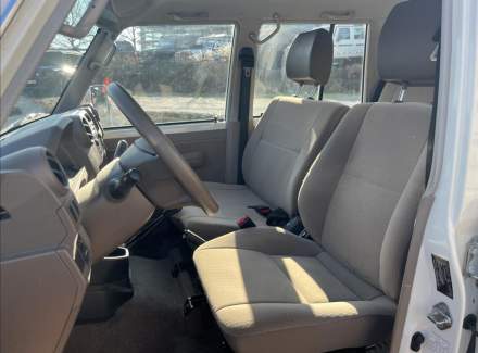 Toyota - Land Cruiser