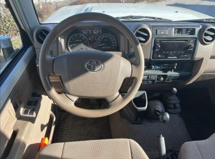Toyota - Land Cruiser