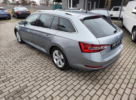 Škoda - Superb