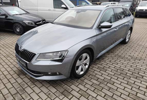 Škoda - Superb