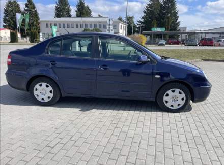Volkswagen - Polo