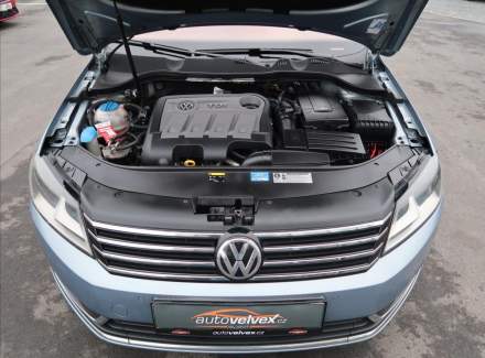 Volkswagen - Passat