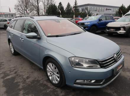 Volkswagen - Passat
