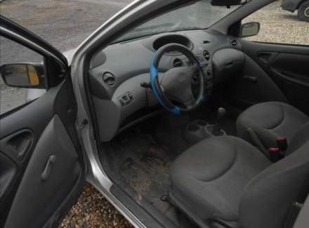 Toyota - Yaris