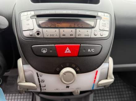 Peugeot - 107 1.0 (68 Hp) 2-Tronic