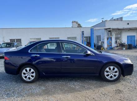 Honda - Accord 2.4 i-VTEC 16V (190 Hp)