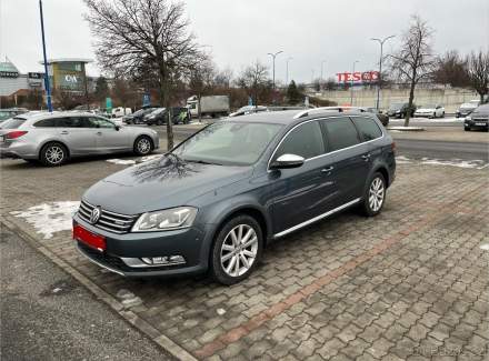 Volkswagen - Passat