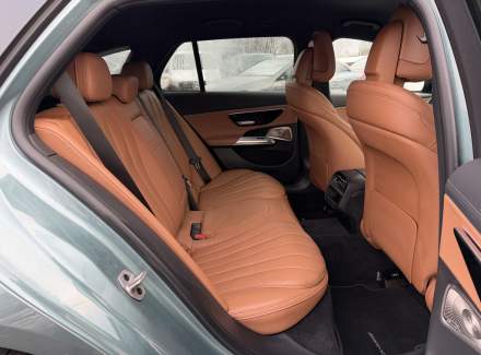 Mercedes-Benz - E-class