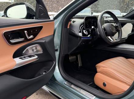 Mercedes-Benz - E-class