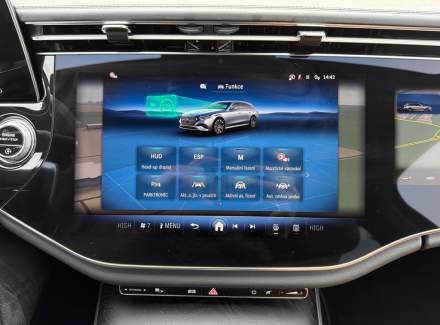 Mercedes-Benz - E-class