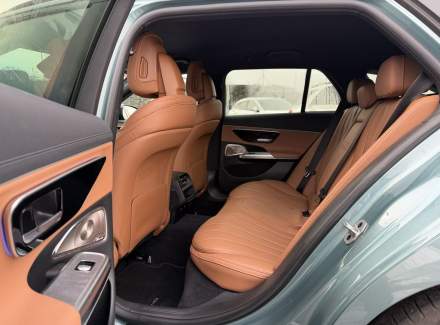 Mercedes-Benz - E-class