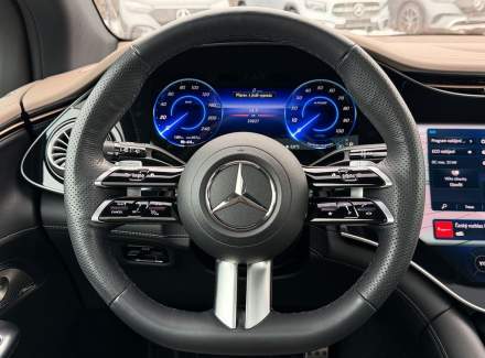 Mercedes-Benz - EQE