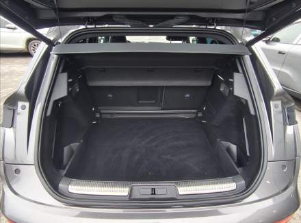 DS Automobiles - DS7 Crossback