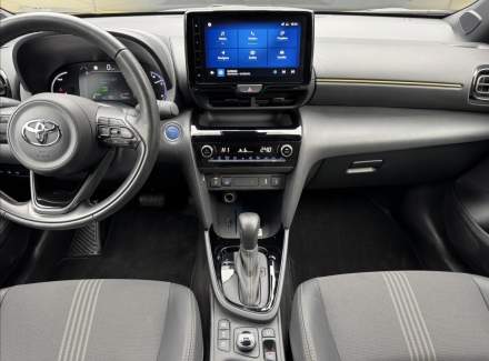 Toyota - Yaris Cross