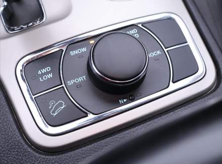 Jeep - Grand Cherokee