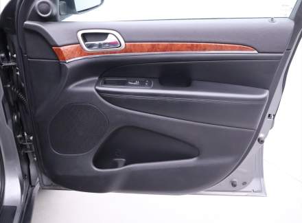 Jeep - Grand Cherokee