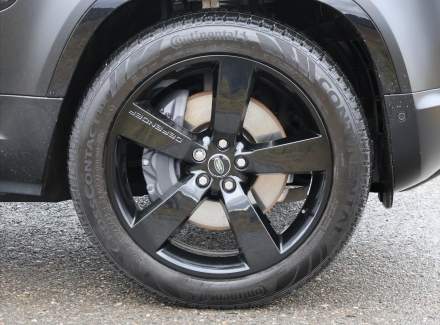 Land Rover - Defender