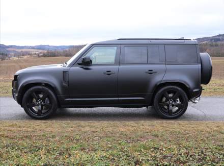 Land Rover - Defender