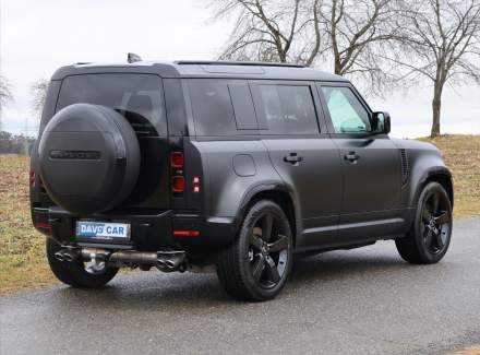 Land Rover - Defender