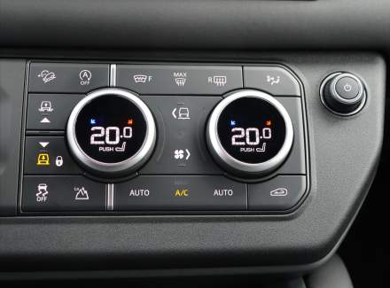 Land Rover - Defender