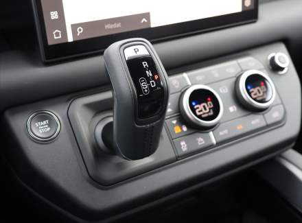 Land Rover - Defender