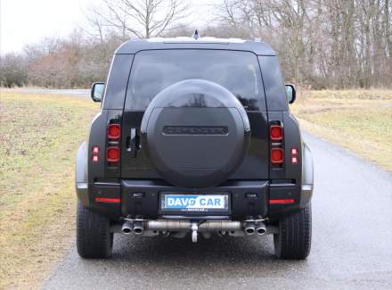 Land Rover - Defender