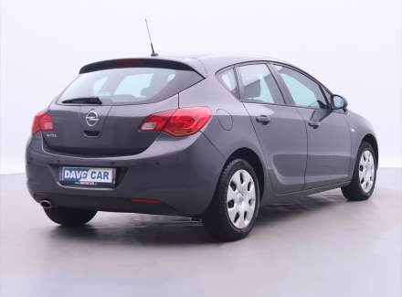 Opel - Astra