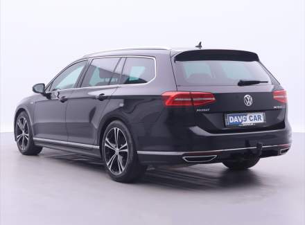 Volkswagen - Passat