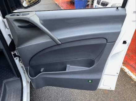 Mercedes-Benz - Vito