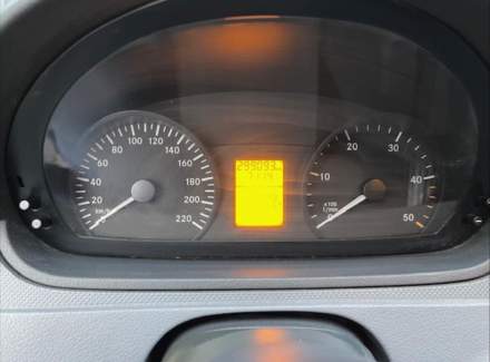 Mercedes-Benz - Vito