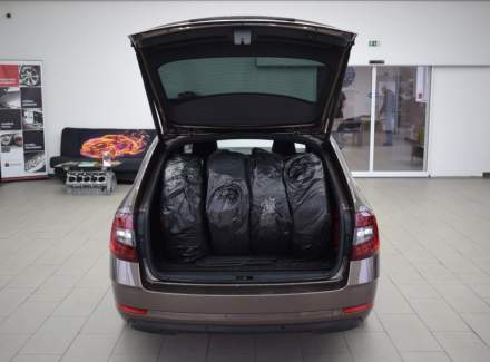 Škoda - Octavia