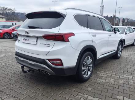 Hyundai - Santa FE