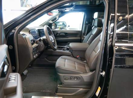 Chevrolet - Suburban