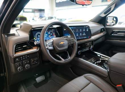 Chevrolet - Suburban