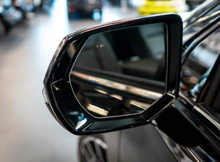 Chevrolet - Suburban