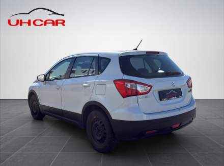 Suzuki - SX4