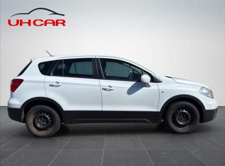 Suzuki - SX4