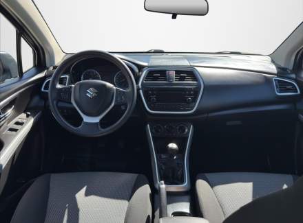 Suzuki - SX4