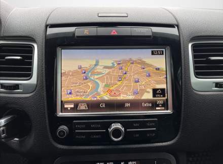 Volkswagen - Touareg