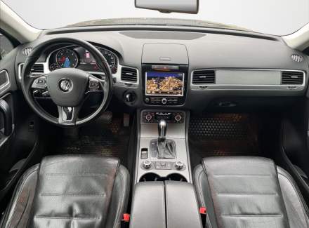 Volkswagen - Touareg