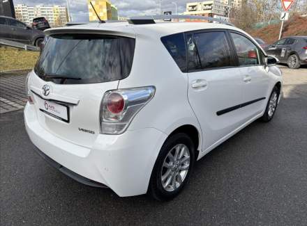 Toyota - Verso