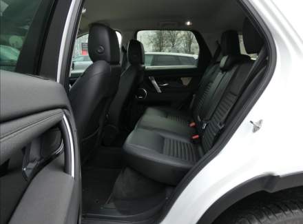 Land Rover - Discovery Sport