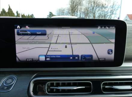 Mercedes-Benz - V-class