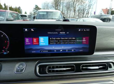 Mercedes-Benz - V-class