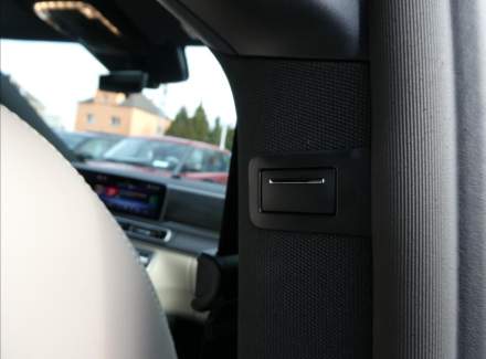 Mercedes-Benz - V-class