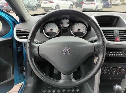 Peugeot - 207