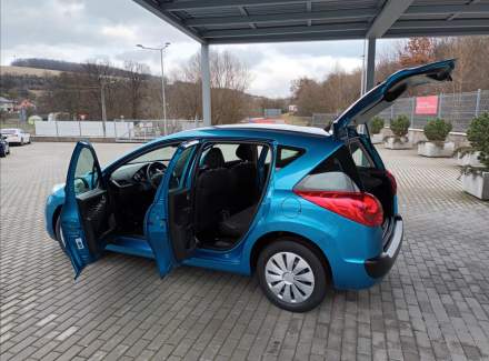 Peugeot - 207