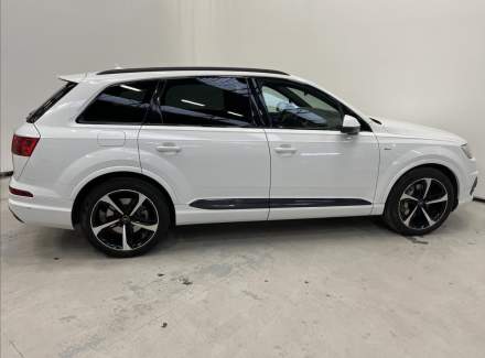 Audi - Q7
