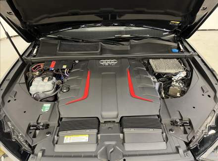 Audi - SQ7